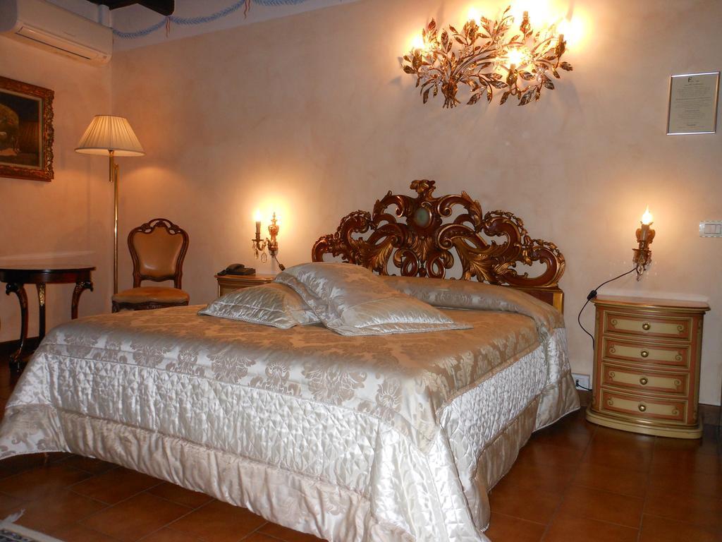 Agriturismo Cassinazza Orsenigo Eksteriør bilde