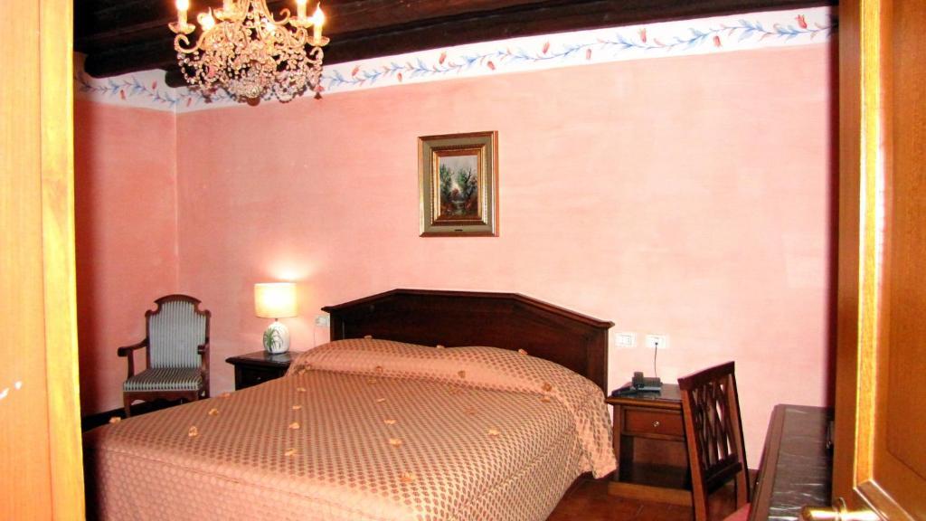 Agriturismo Cassinazza Orsenigo Rom bilde